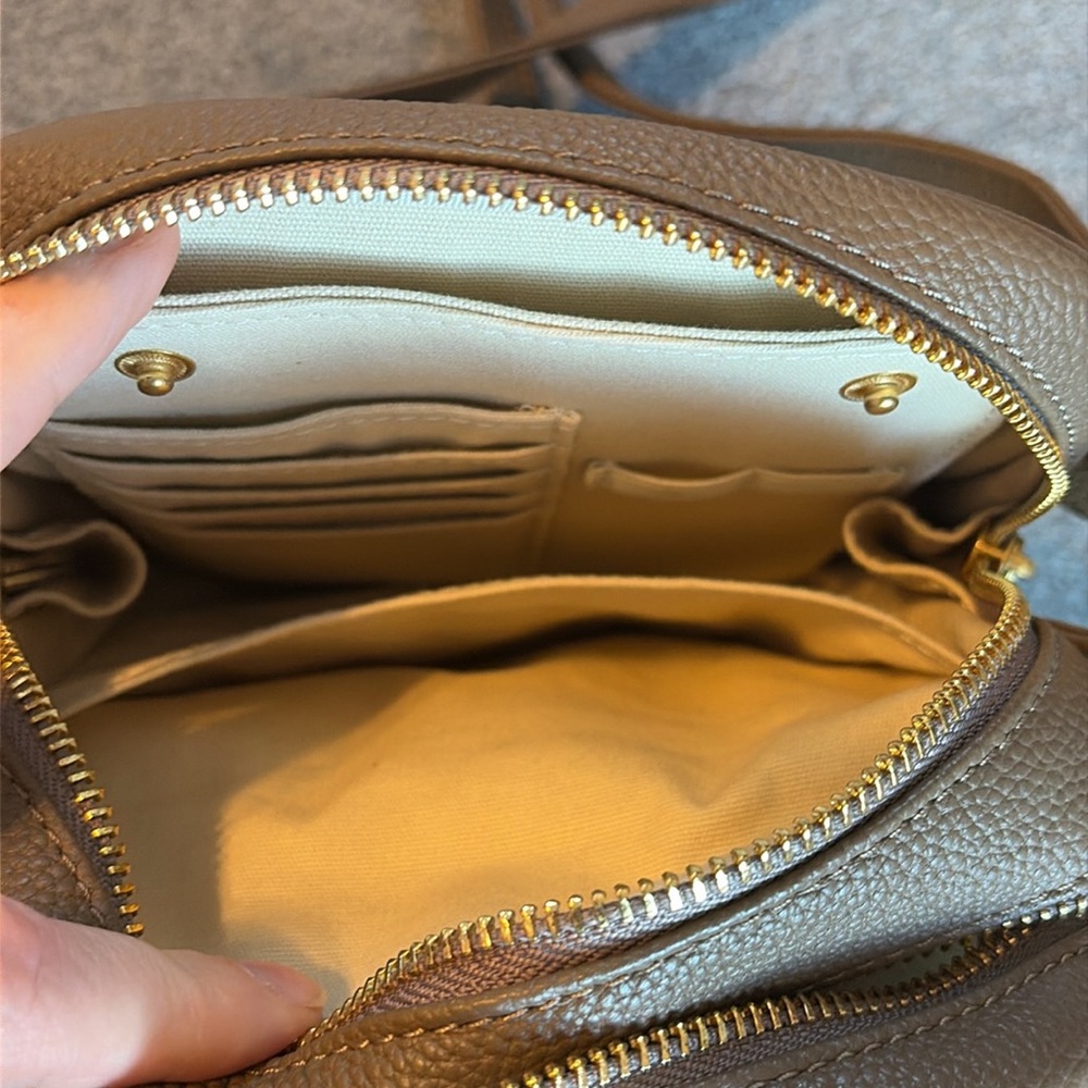 Minooy crossbody - Picture 5 of 8